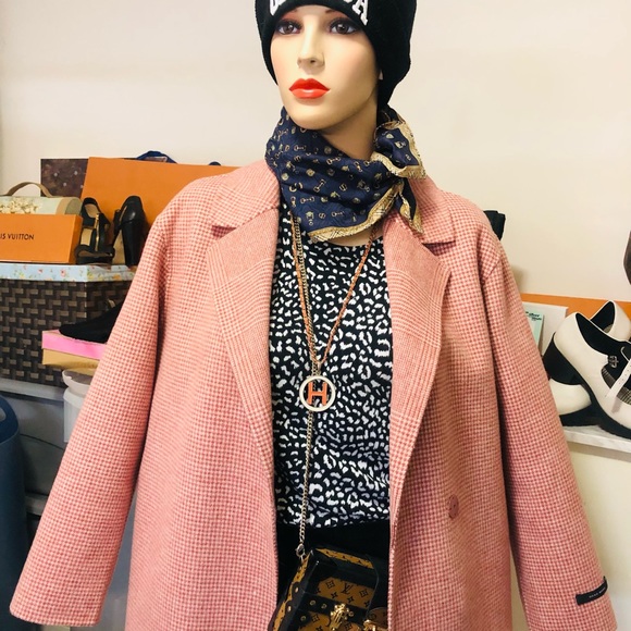 Coat - Picture 2 of 4